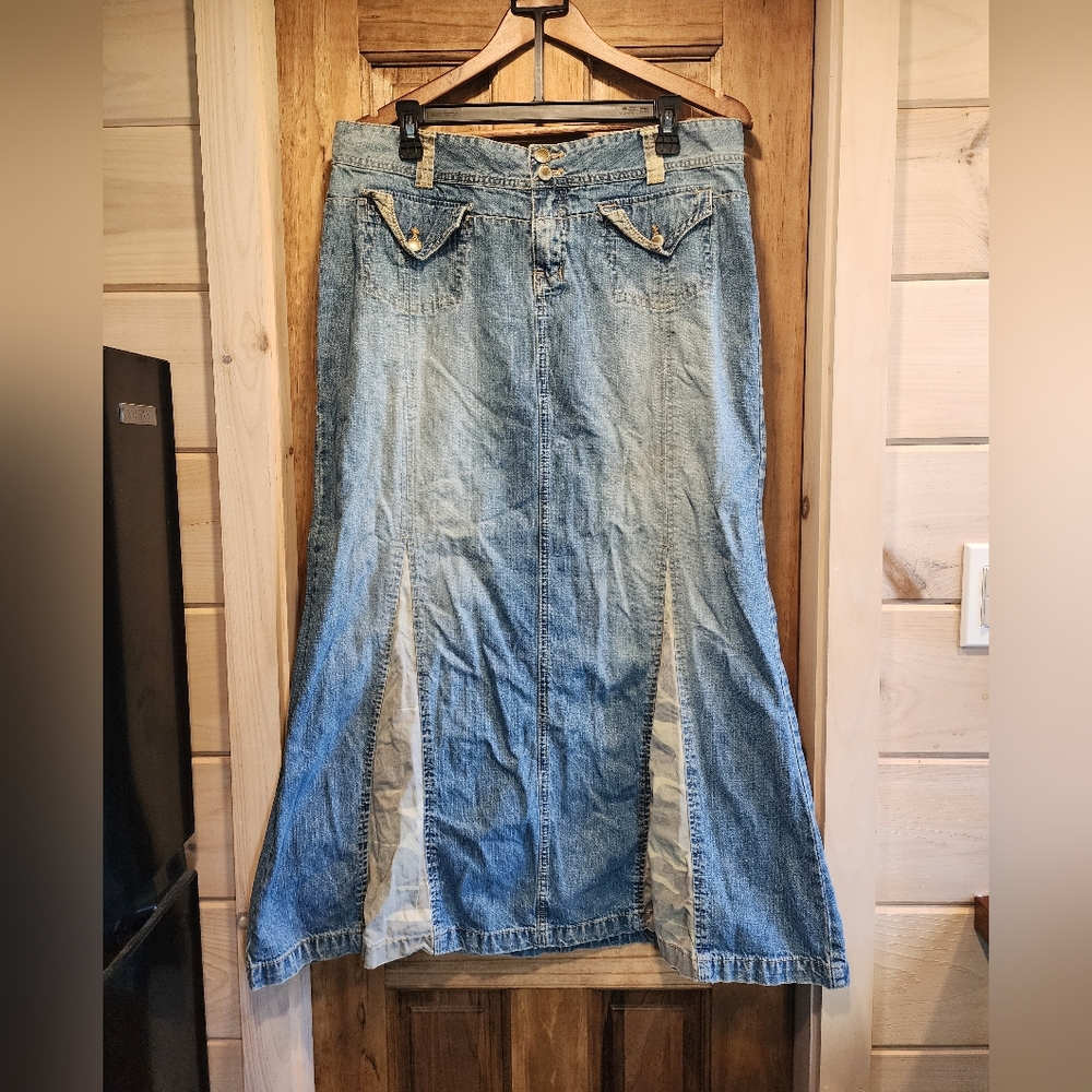 UNIONBAY Y2K Denim And Camo Midi Skirt